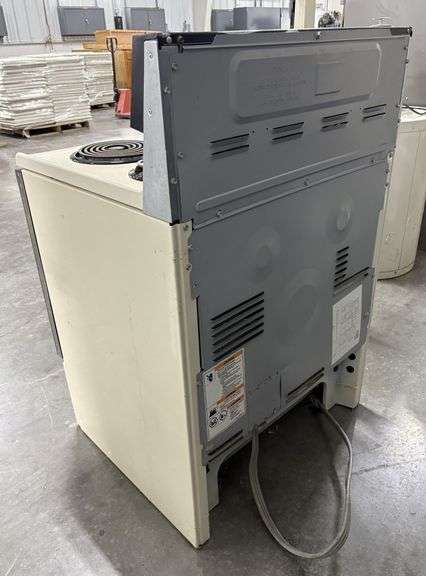 Whirlpool 4-Burner Electric Stove