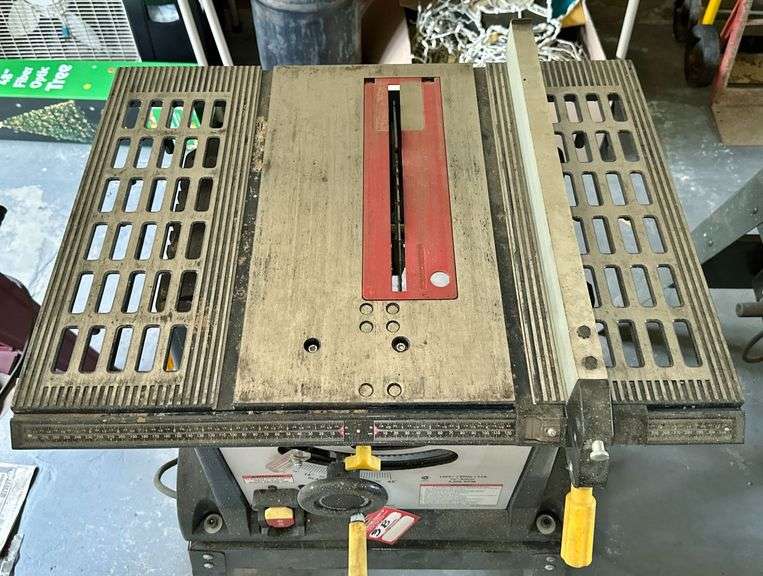Chicago Electric Professional Series 10" Industrial Table Saw