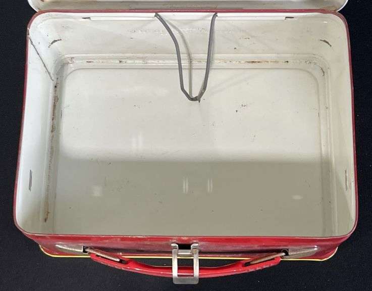 Roy Rogers and Dale Evans Double R Bar Ranch Tin Lunch Box