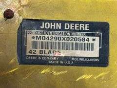 John Deere LT166 Lawn Tractor with John Deere Blade