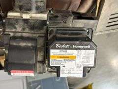 Lennox Elite 02323/4 Oil Fired Furnace & Hot Water Heater