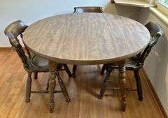 Kitchen Table & Chairs