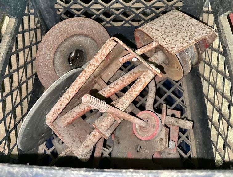 Lawn & Garden Tractor Parts and Table
