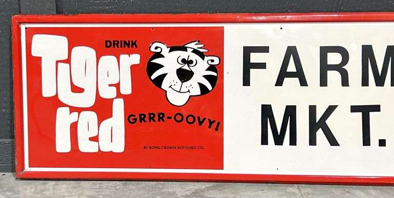 Tiger Red "Farm Mkt." Metal Sign