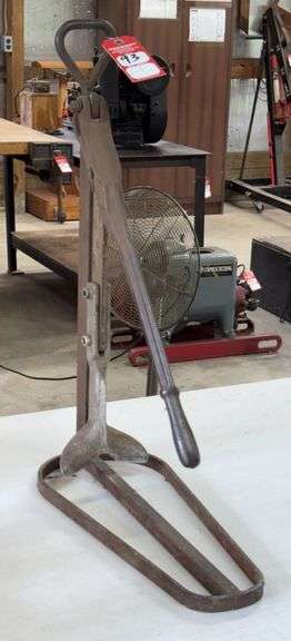 Vintage Tire Brake Tool