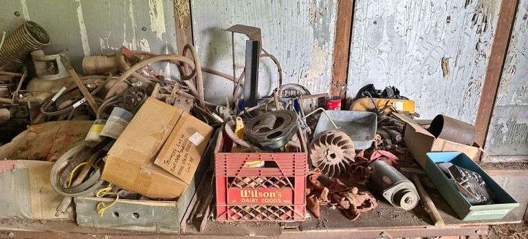 Lawn & Garden Tractor Parts and Table