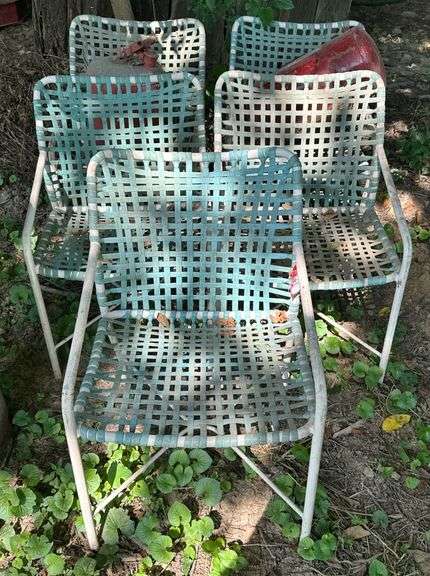 Lawn Chairs & Shop Items