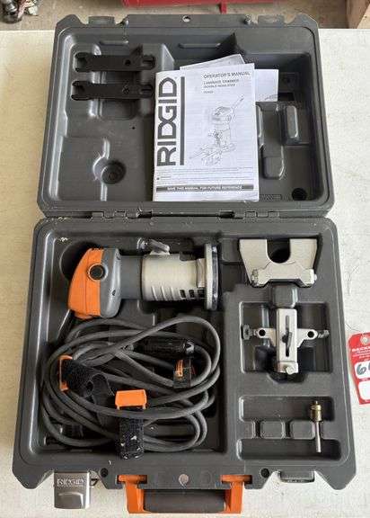 Ridgid R2400 Laminate Trimmer