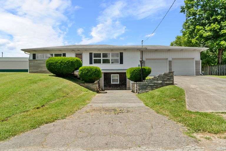 Marengo NO-RESERVE Real Estate Online Only Auction image