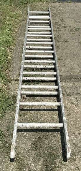 22ft Aluminum Extension Ladder image