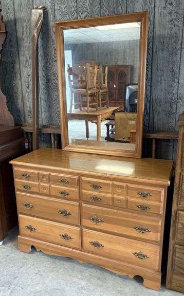Maple 2-Piece Bedroom Suite