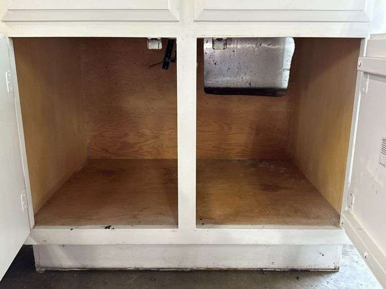 Kitchen Vanity & Cabinet