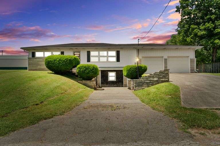 Marengo NO-RESERVE Real Estate Online Only Auction