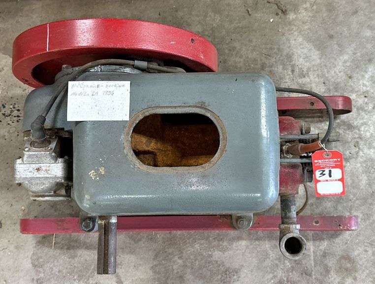 International LA 1.5 & 2.5 HP Engine