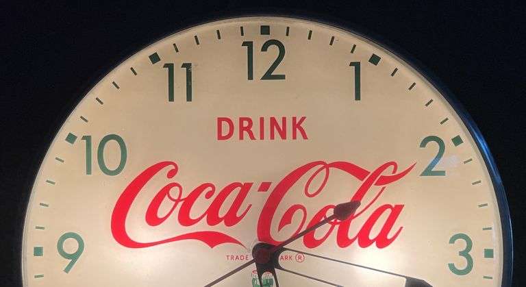 Coca-Cola Lighted Pam Clock