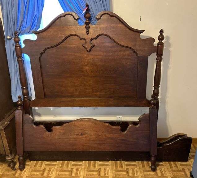 Queen Size Bed Frame image