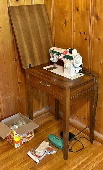 Singer 248 Sewing Machine with Cabinet