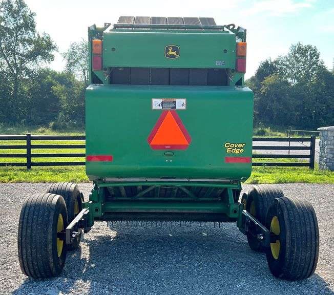 2008 John Deere 458 Round Hay Baler with Tandem Wheel Attachment