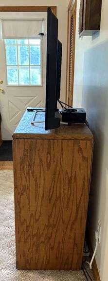 Haier Flatscreen TV & Entertainment Center