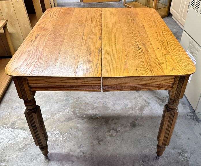 Early Oak Harvest Table