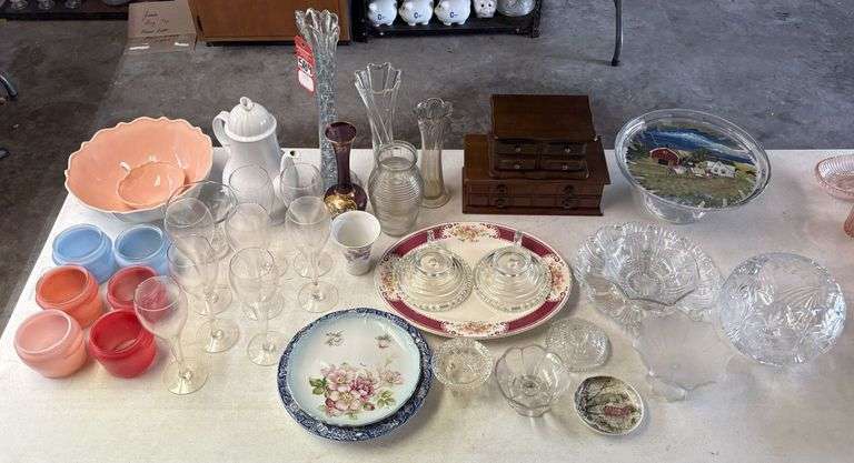 China & Glass Collection image