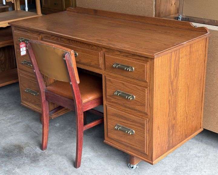 Schmidt Cabinets Oak Desk