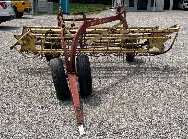 New Holland 56 Hay Rake