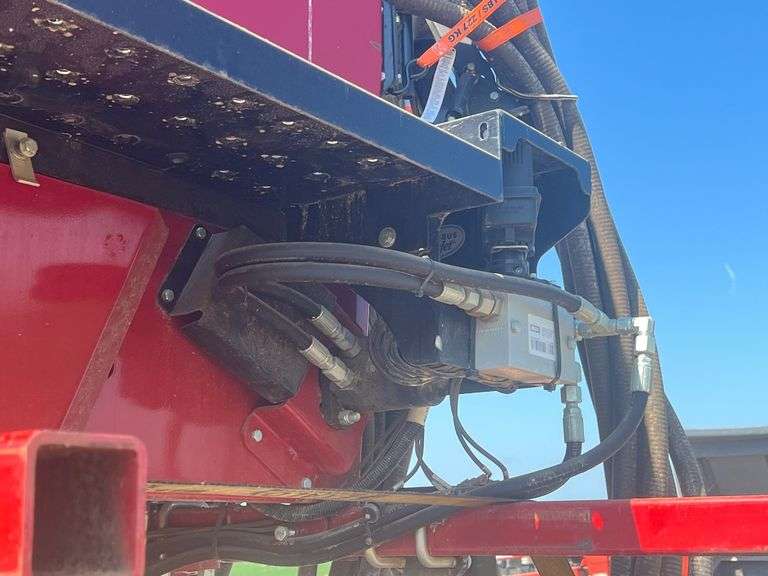 Valmar 2455 3-Pt Seeder
