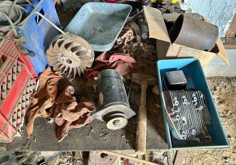 Lawn & Garden Tractor Parts and Table