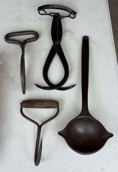 Country Primitives