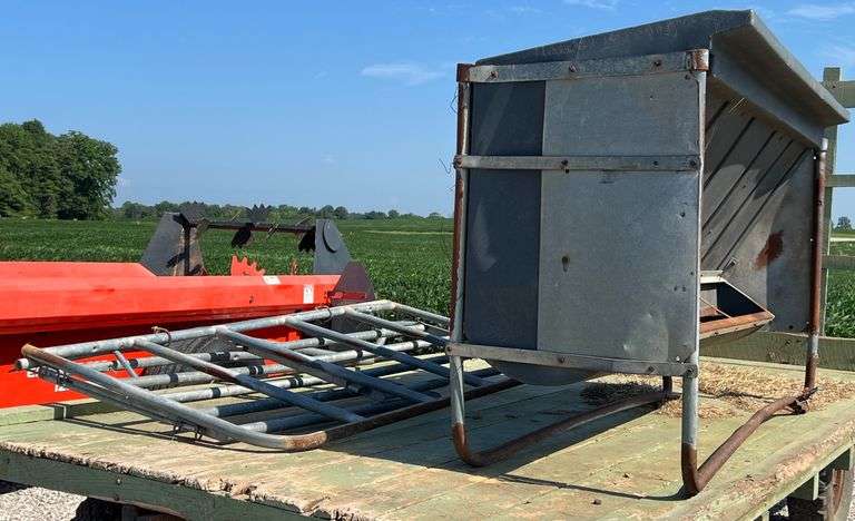 Bahlan Polytuff Livestock Creep Feeder