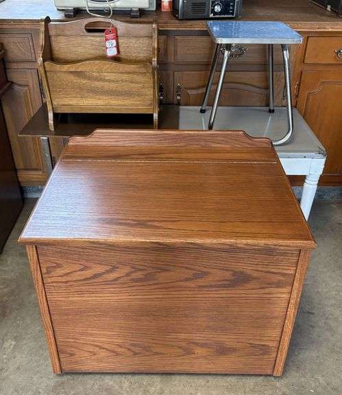 Assorted Furniture