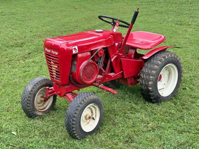 1962 Wheel Horse 702 Lawn & Garden Tractor
