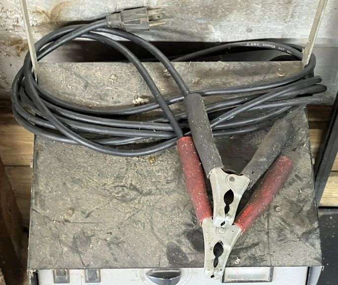 Schumacher Battery Charger/Starter