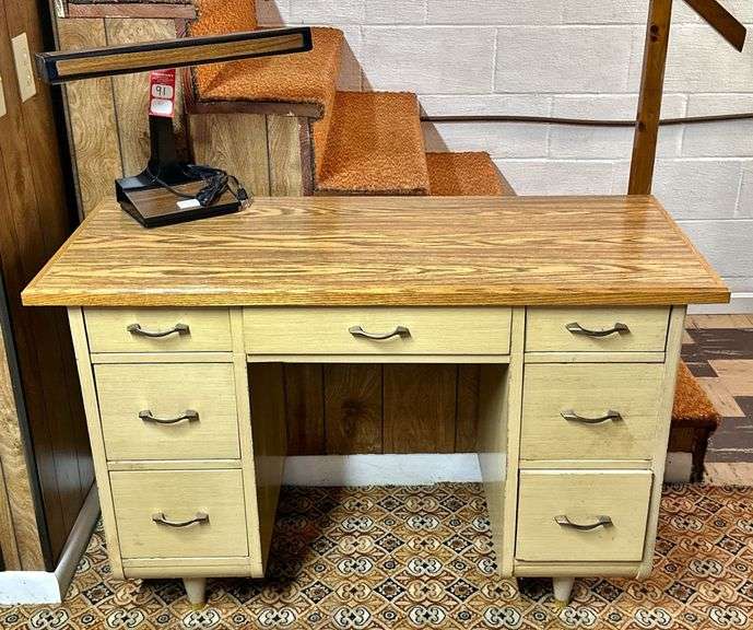 Oak Desk with Lamp