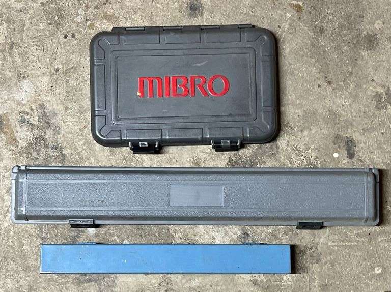 Torque Wrenches & Tap/Die Set