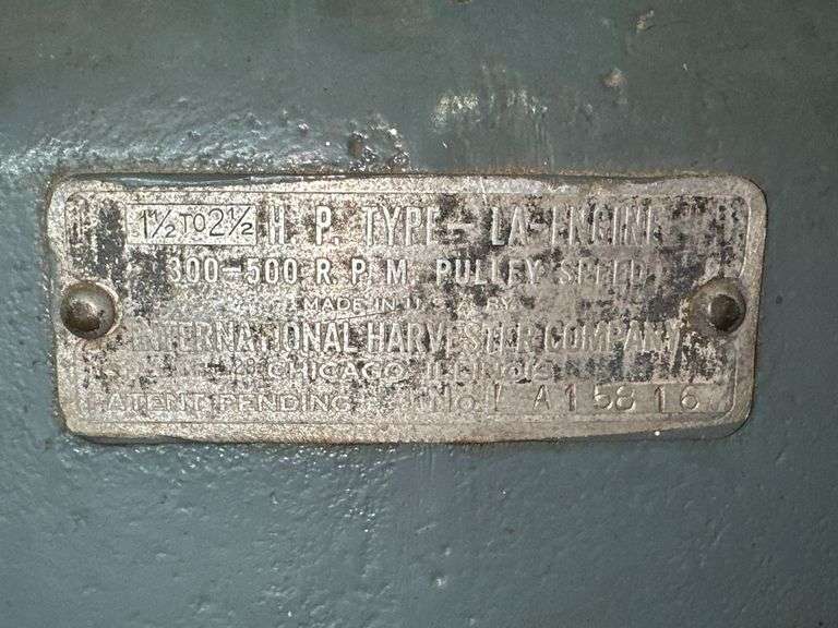 International LA 1.5 & 2.5 HP Engine
