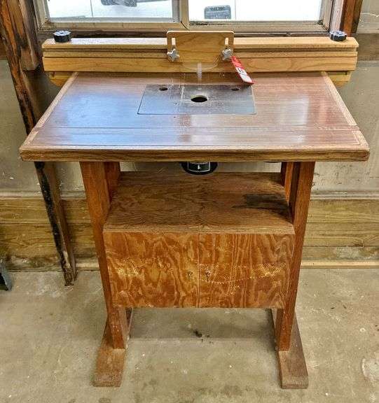 Craftsman 1 HP Router with Custom Stand