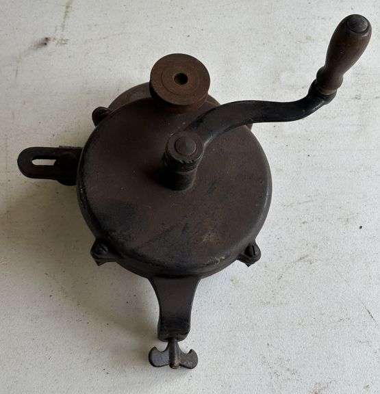 Bench Mounted Hand Crank Grinder