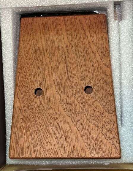 Unokki Mahogany 17- Key Thumb Piano