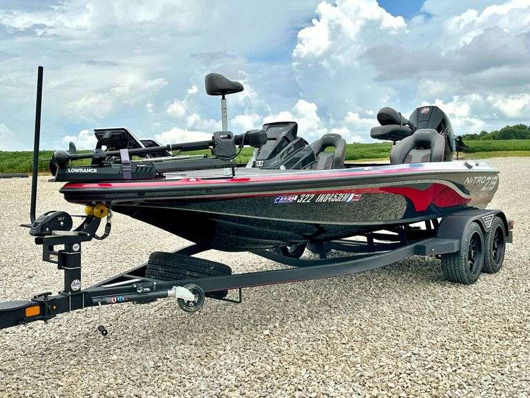 2023 Nitro Z19 Pro Bass Boat