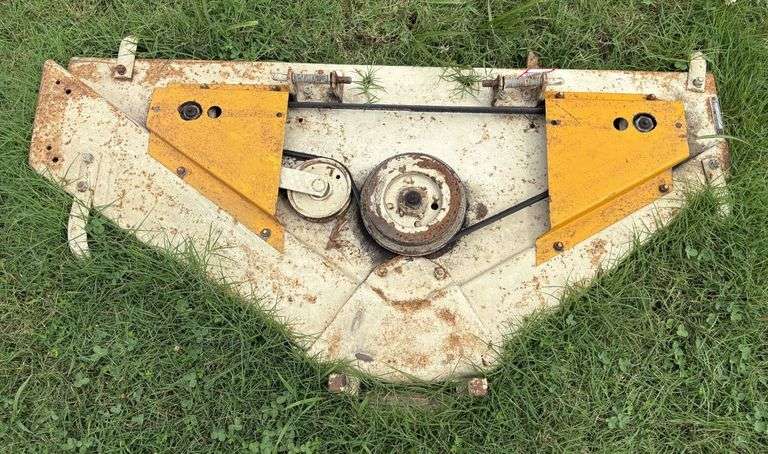 International Cub Cadet Mower Deck