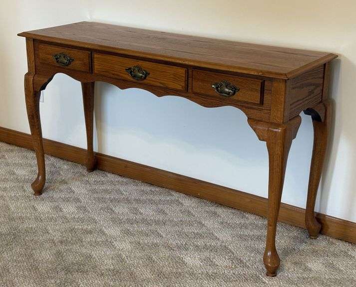 Queen Anne Oak Occasional Table