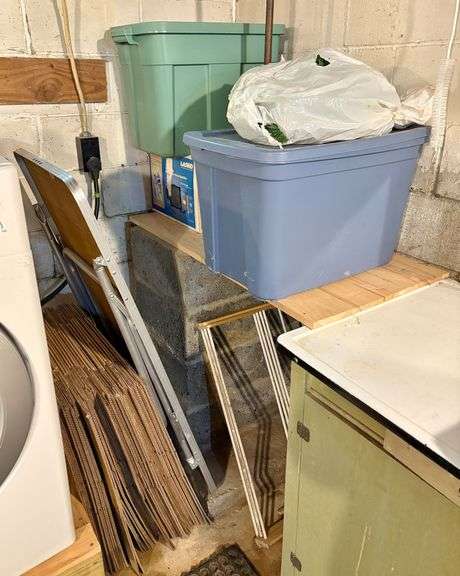 New Boxes, Table, Drying Rack & Christmas Décor