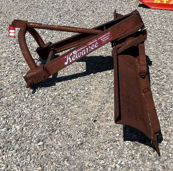 Kewanee 3-pt Rear Blade