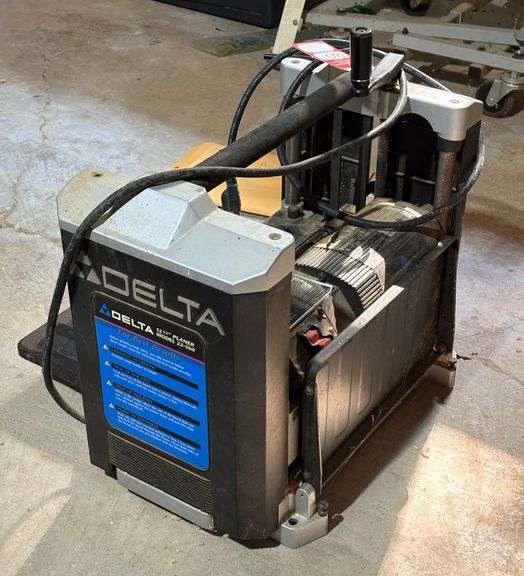 Delta 22560 Planer
