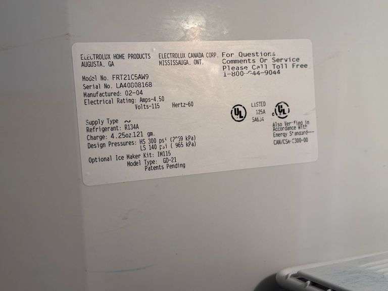 Frigidaire Top Mount Refrigerator/Freezer