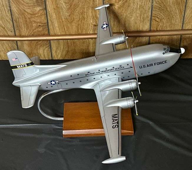 Globe Master II C-124C Replica Plane