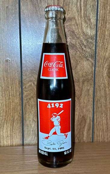 1987 Coca-Cola "Pete Rose" Commemorative Bottle - Rare