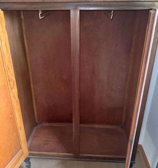 Early Wardrobe